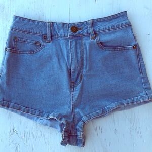 Junior denim shorts